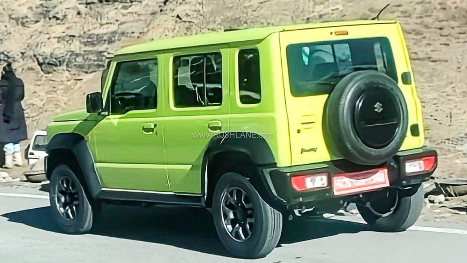 Στα «πράσα» χωρίς καμουφλάζ το 5θυρο Suzuki Jimny!